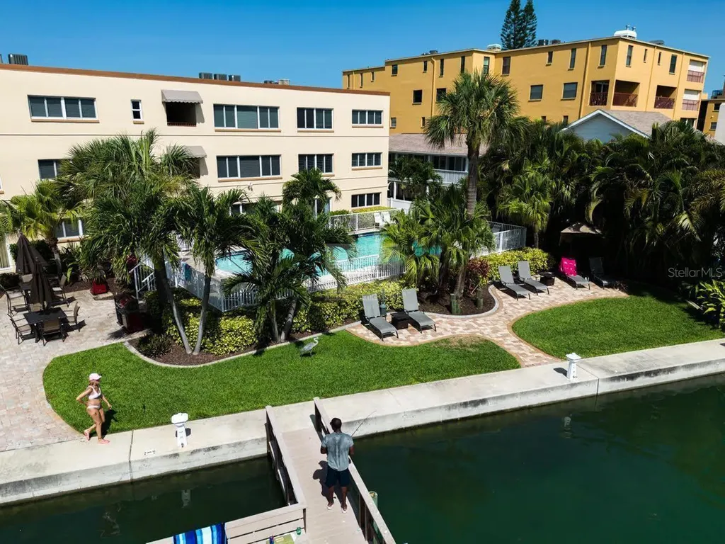 10265 Gulf Boulevard St Petersburg FL 33706