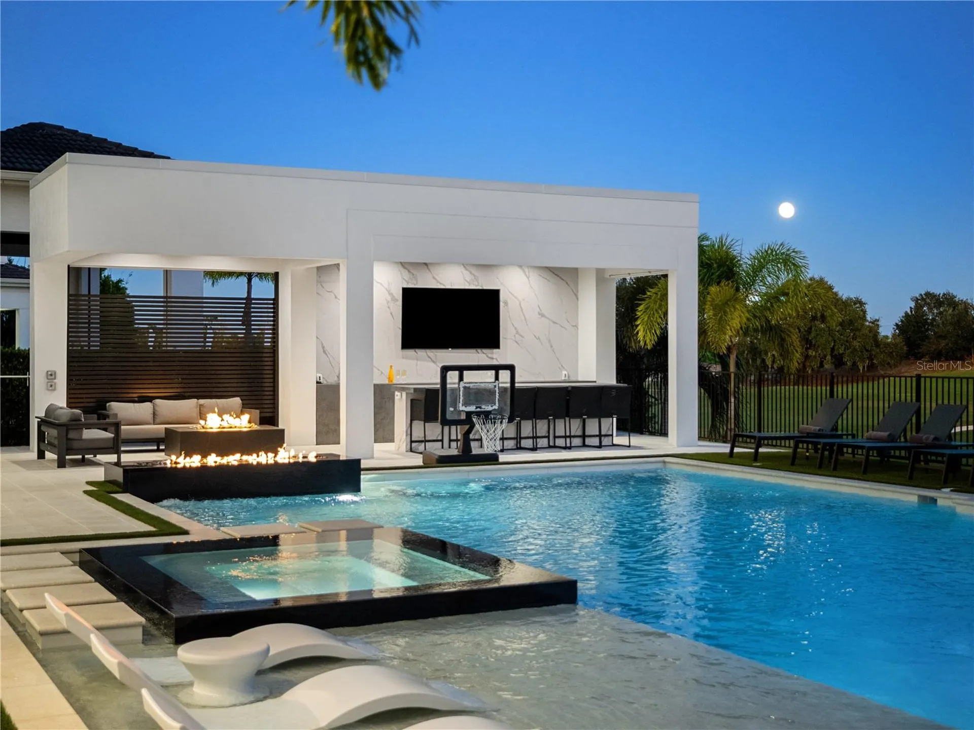 901 Golden Bear Drive Reunion FL 34747