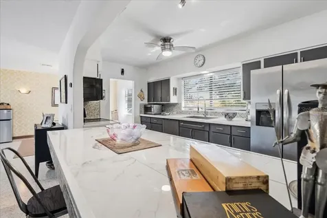 124 Leland SE Port Charlotte FL 33952