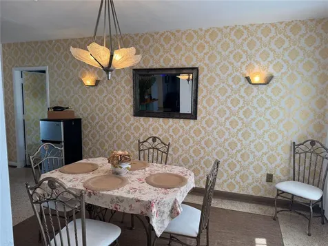 124 Leland SE Port Charlotte FL 33952