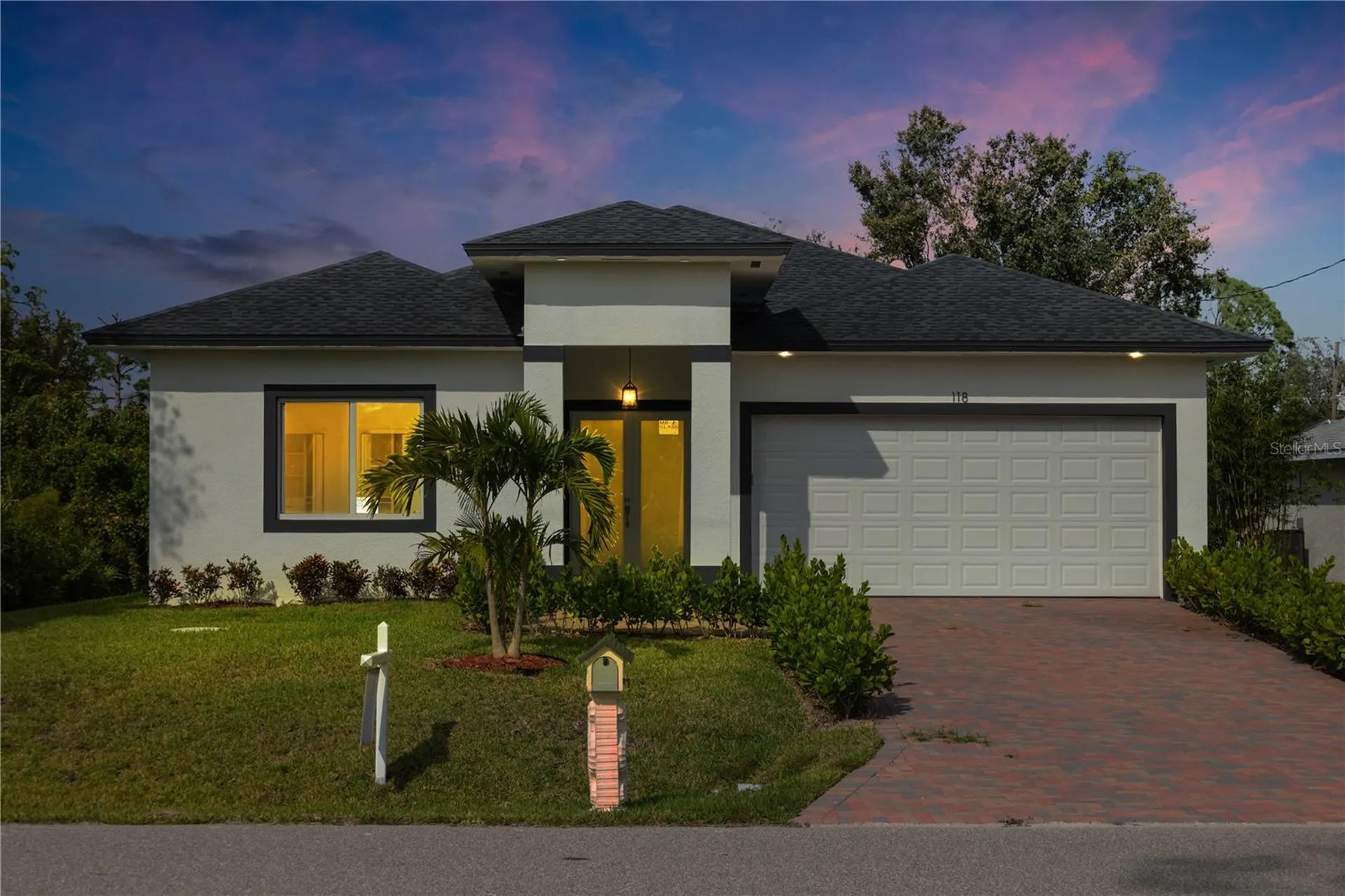 Rotonda West FL, 118 Green Pine Park