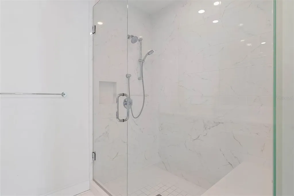 100 1st Avenue N St Petersburg FL 33701