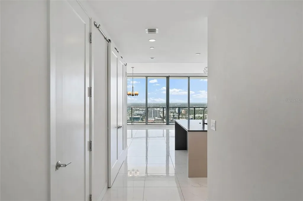 100 1st Avenue N St Petersburg FL 33701