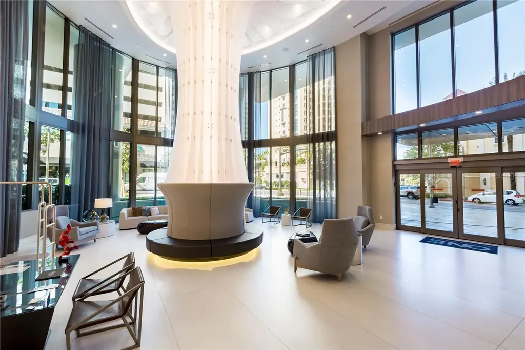 100 1st Avenue N St Petersburg FL 33701