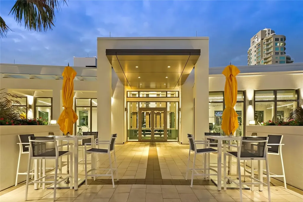 100 1st Avenue N St Petersburg FL 33701