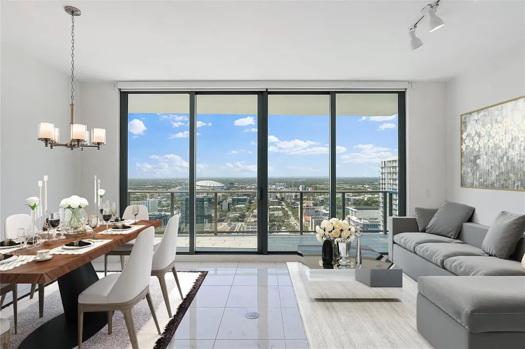 100 1st Avenue N St Petersburg FL 33701