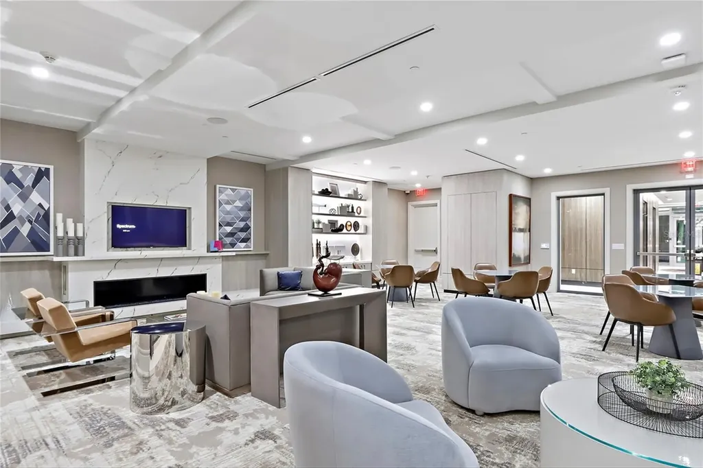 100 1st Avenue N St Petersburg FL 33701