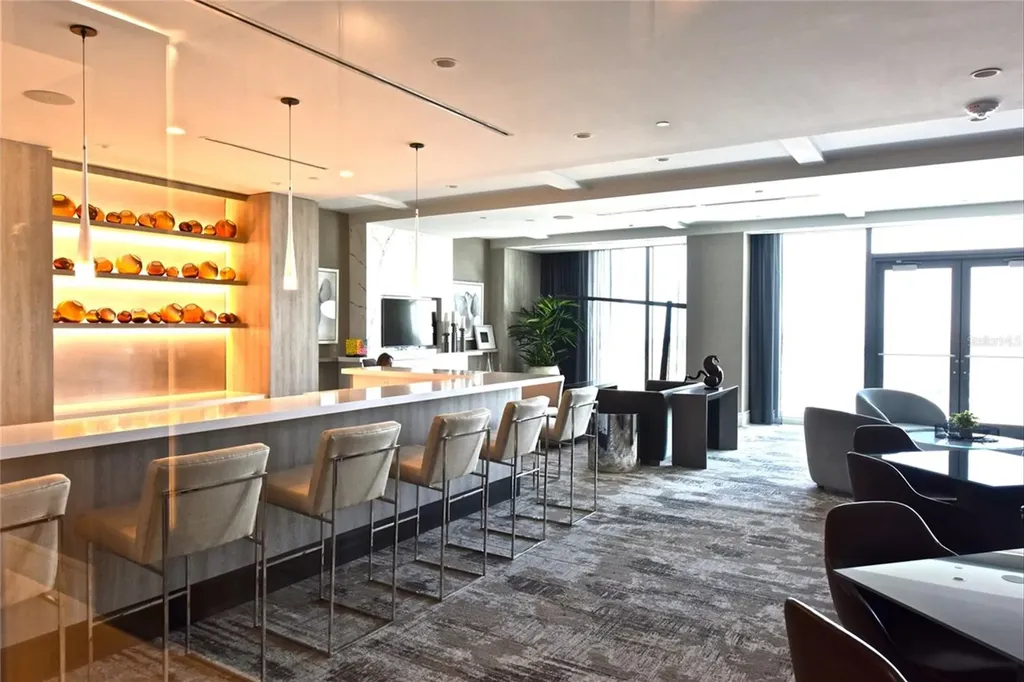 100 1st Avenue N St Petersburg FL 33701