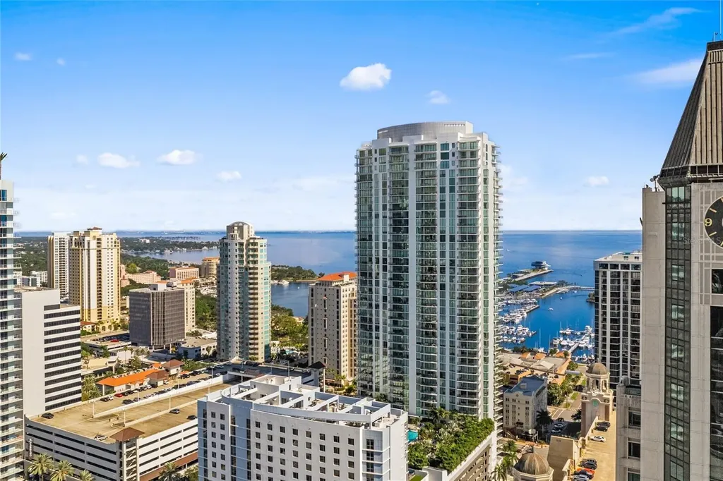 100 1st Avenue N St Petersburg FL 33701