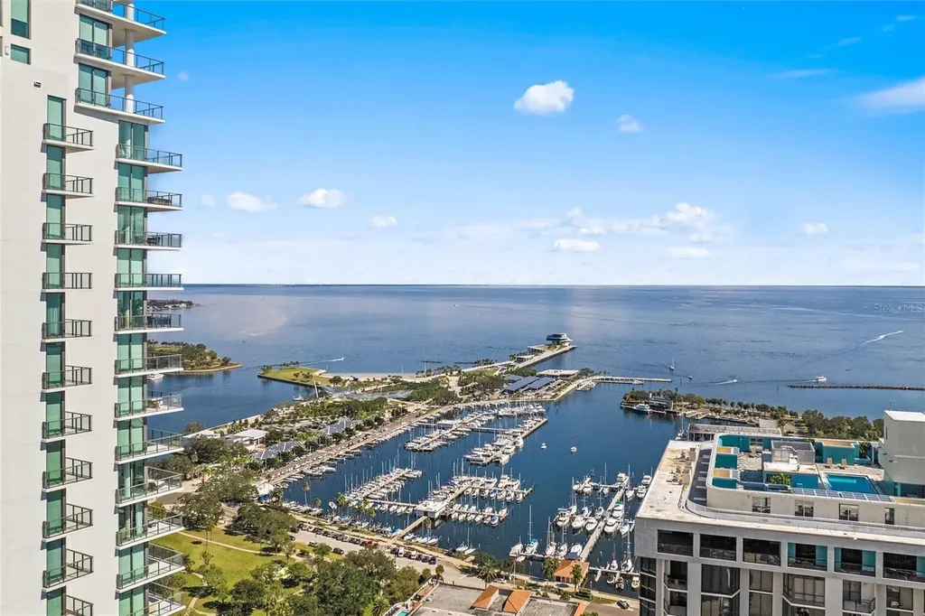 100 1st Avenue N St Petersburg FL 33701