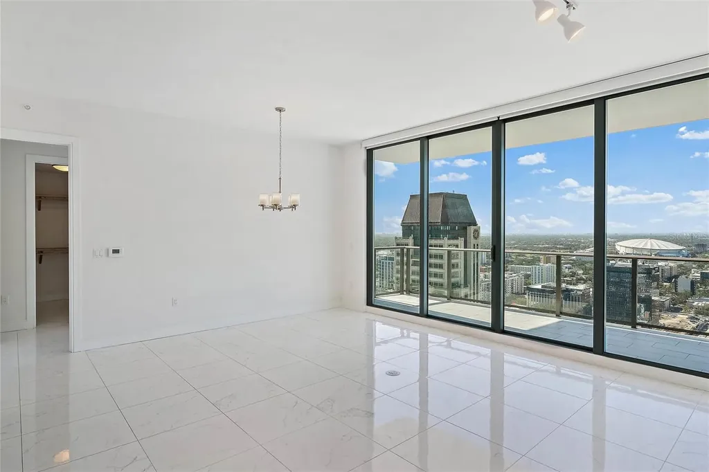 100 1st Avenue N St Petersburg FL 33701