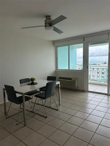 96QJ+3RG Cll Las Colinas Rio Grande PR 00745