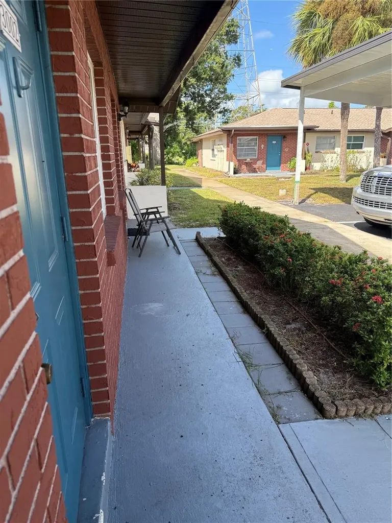 24862 Us Highway 19 N Clearwater FL 33763