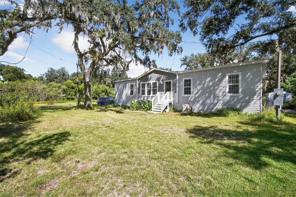 12706 Mcintosh Road Thonotosassa FL 33592