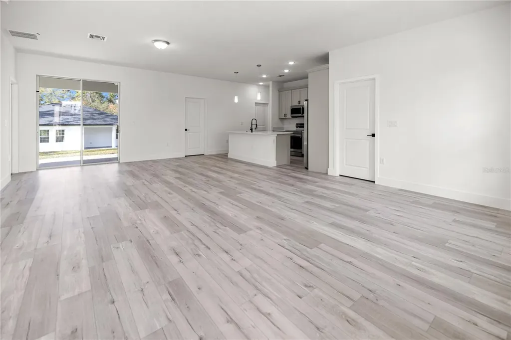 6825 SW 152nd Street Ocala FL 34473
