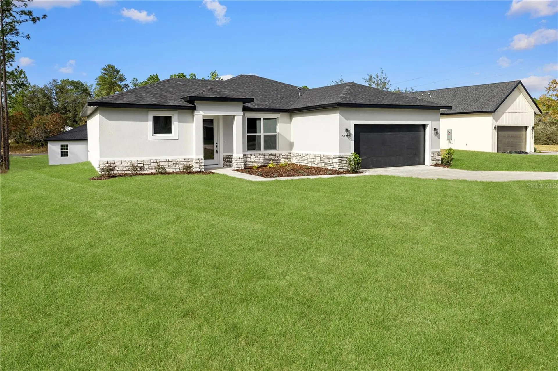 6825 SW 152nd Street Ocala FL 34473