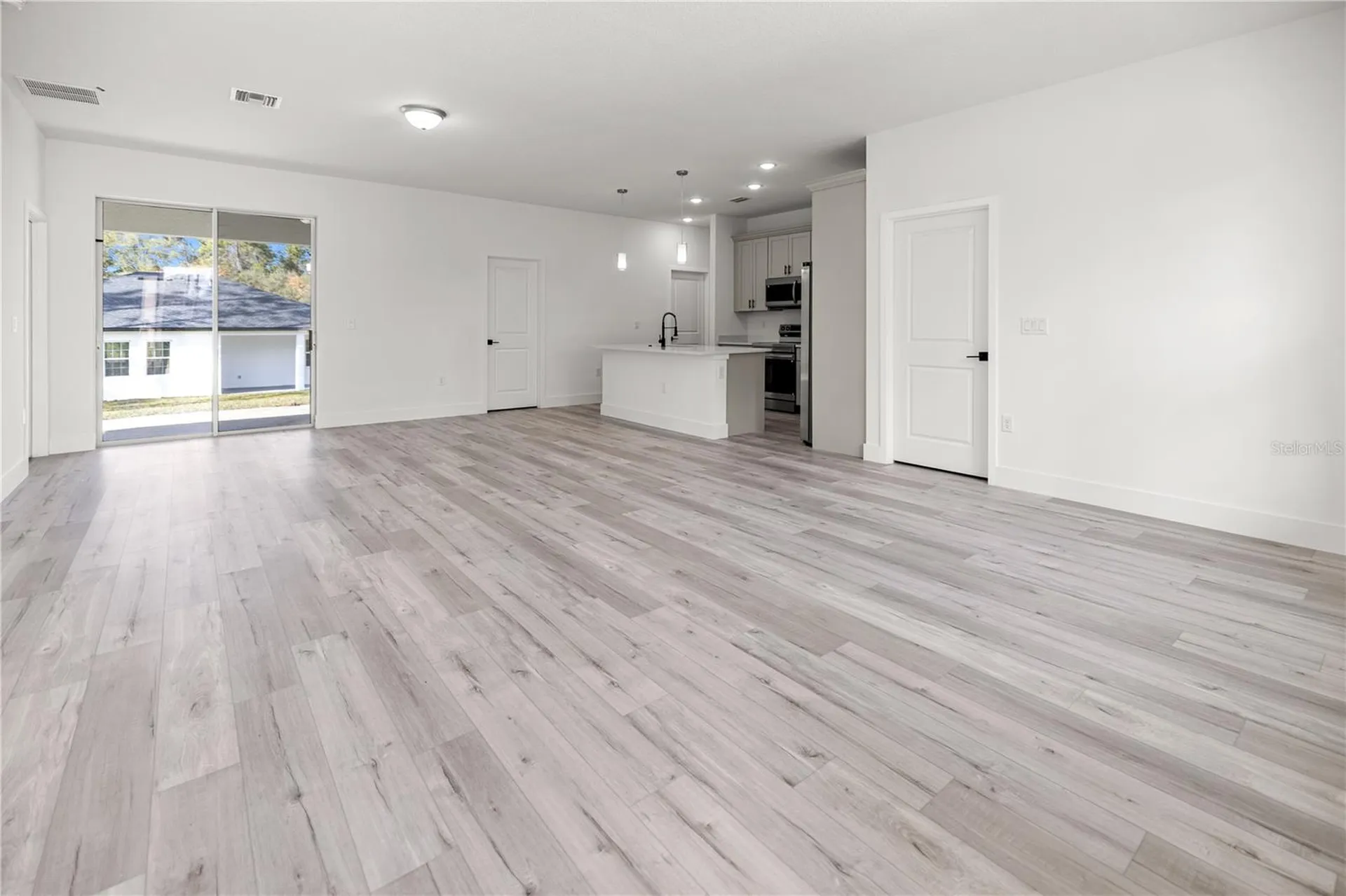 6825 SW 152nd Street Ocala FL 34473