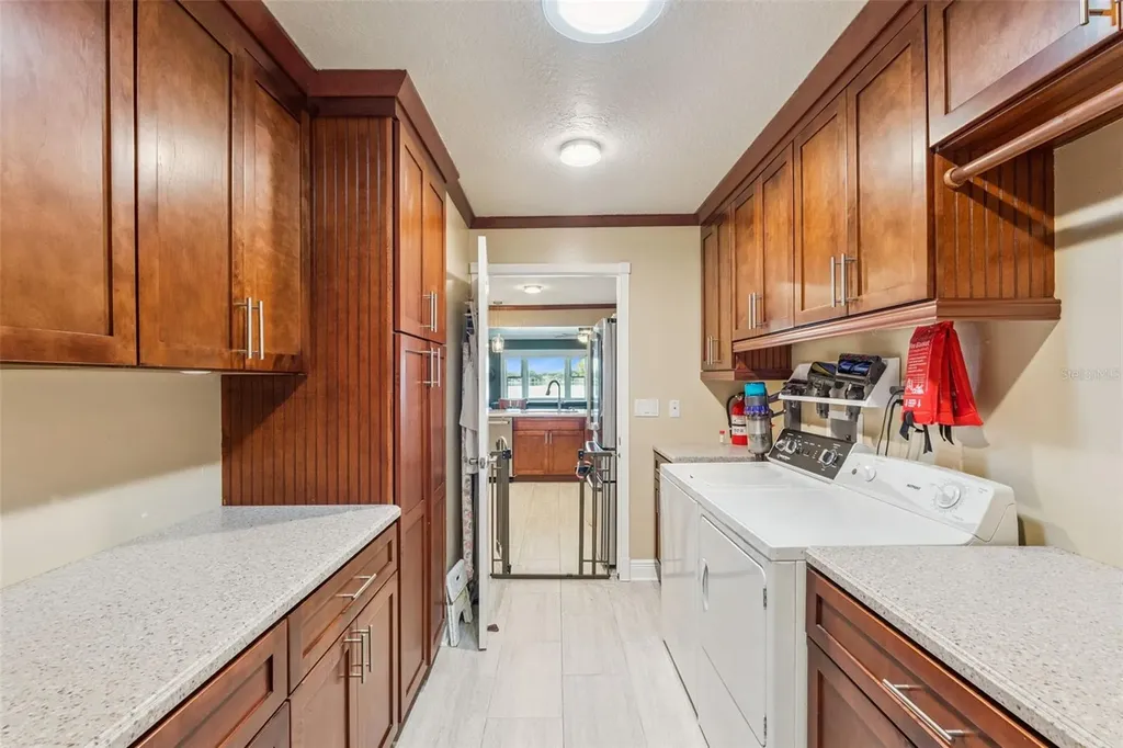 4358 Tidewater Drive Orlando FL 32812