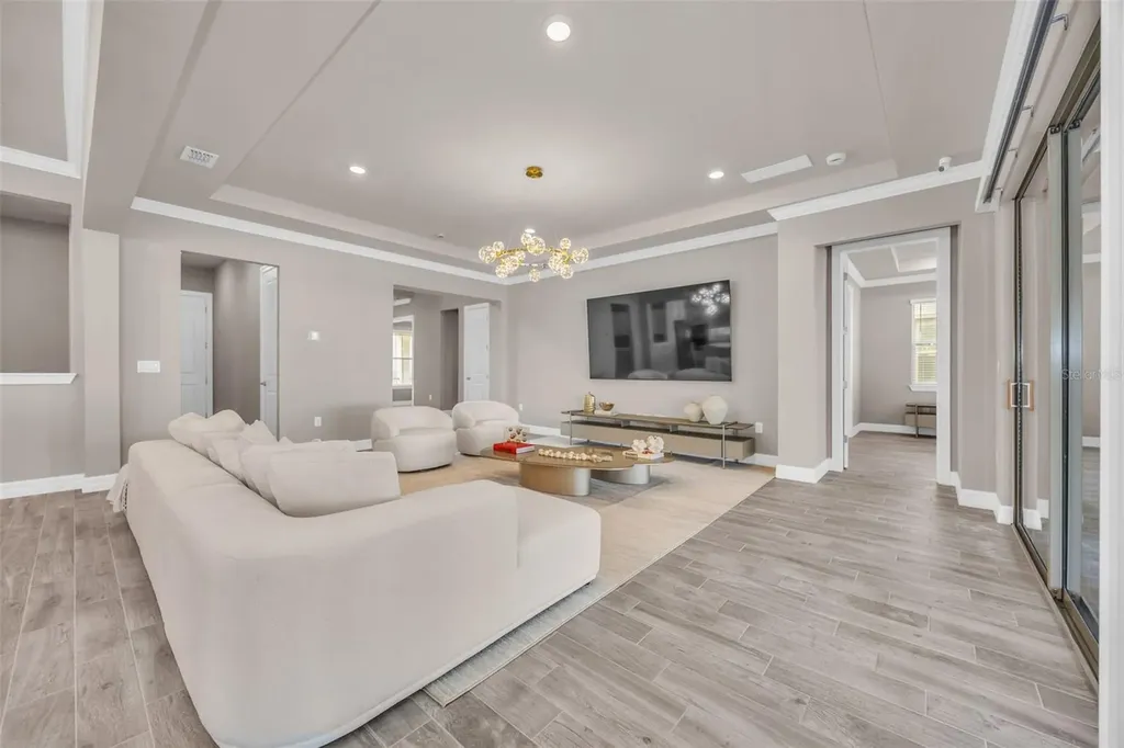 8077 Leaf Grove Circle Orlando FL 32836