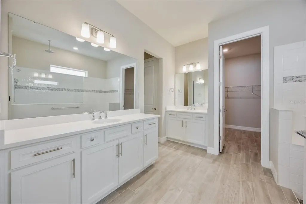 8077 Leaf Grove Circle Orlando FL 32836