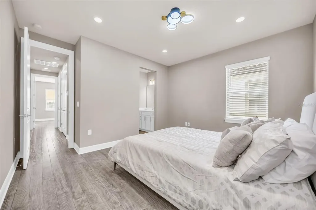 8077 Leaf Grove Circle Orlando FL 32836