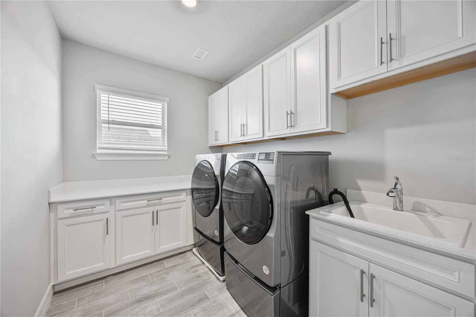 8077 Leaf Grove Circle Orlando FL 32836