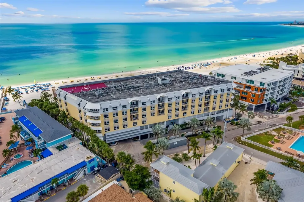 915 Seaside Drive Sarasota FL 34242