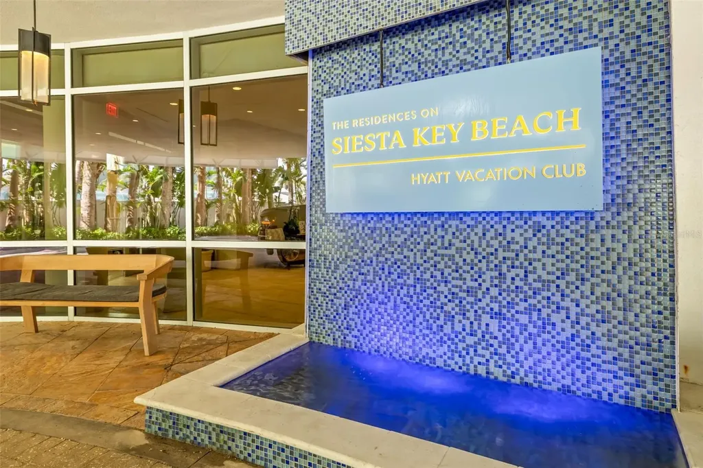 915 Seaside Drive Sarasota FL 34242