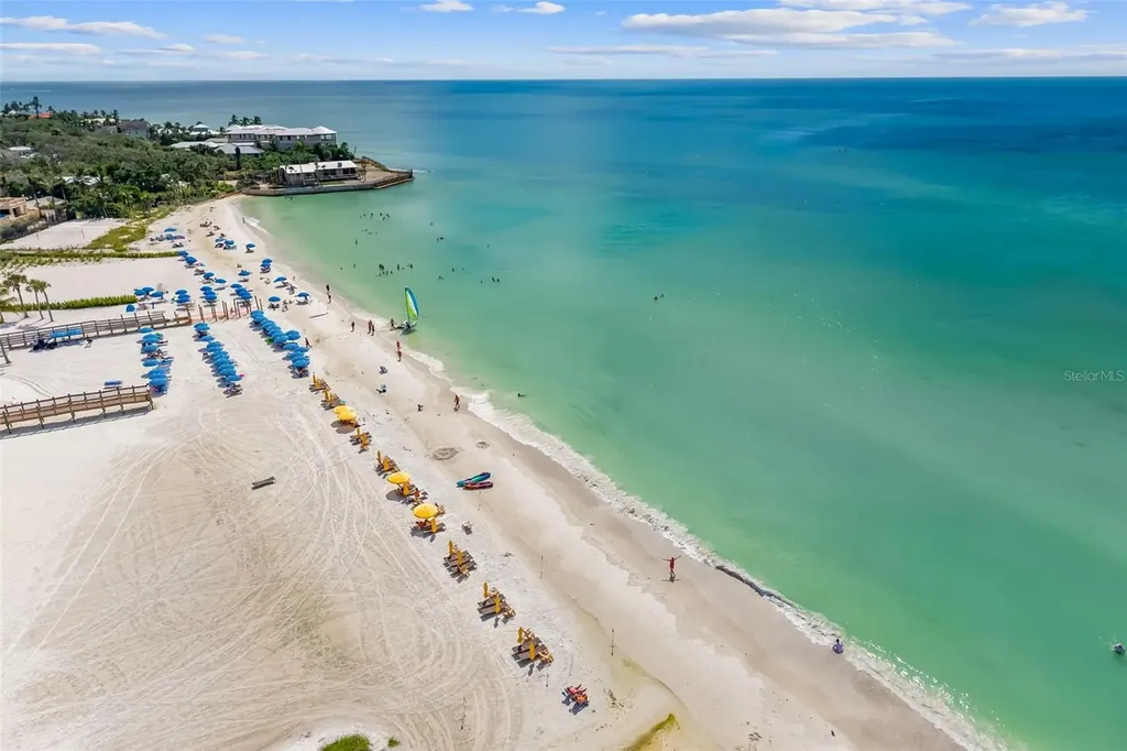 915 Seaside Drive Sarasota FL 34242