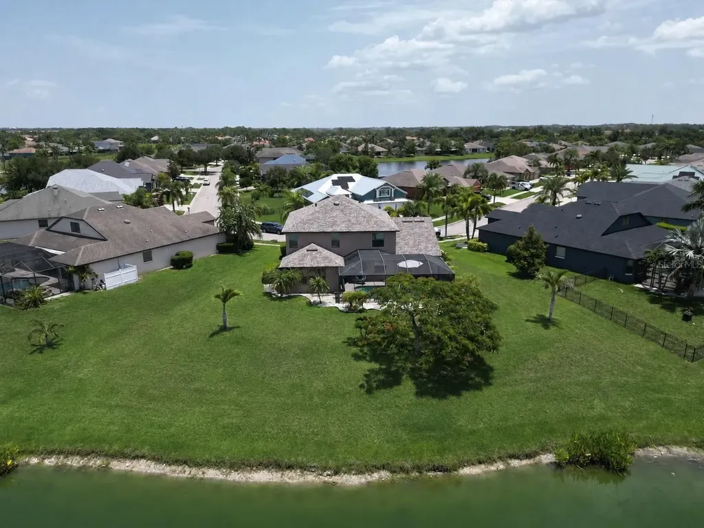 360 Hope Bay Loop Apollo Beach FL 33572