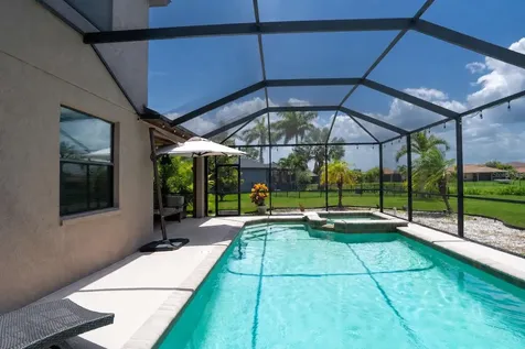 360 Hope Bay Loop Apollo Beach FL 33572