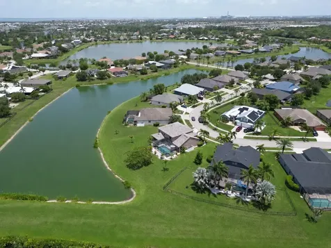 360 Hope Bay Loop Apollo Beach FL 33572
