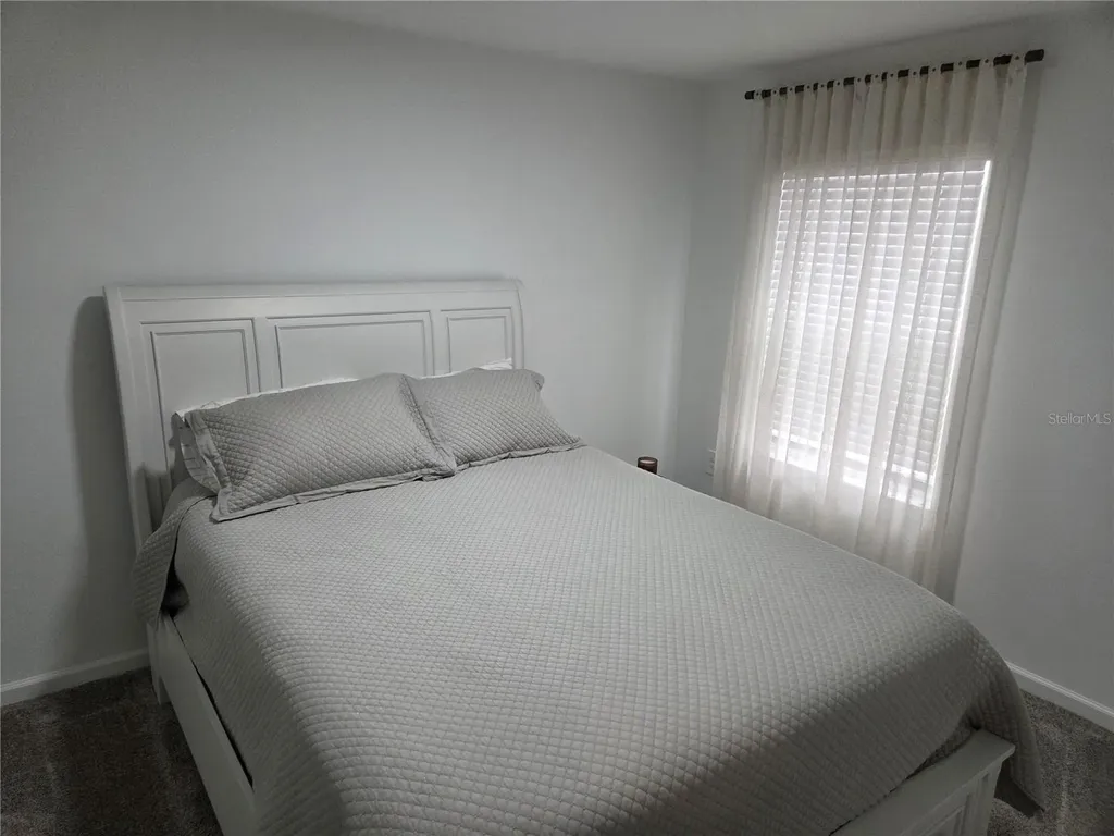 1686 Contentment Loop Kissimmee FL 34744