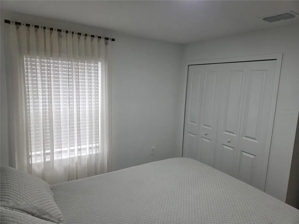 1686 Contentment Loop Kissimmee FL 34744