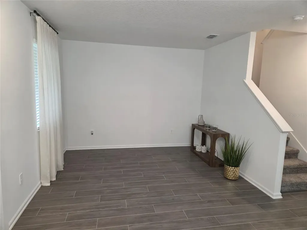 1686 Contentment Loop Kissimmee FL 34744