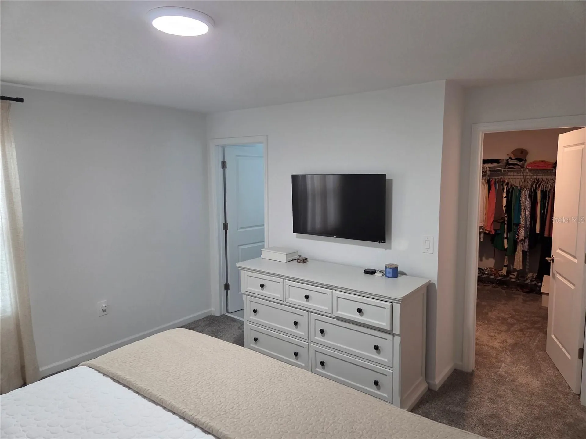 1686 Contentment Loop Kissimmee FL 34744
