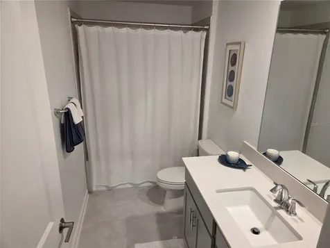 1686 Contentment Loop Kissimmee FL 34744