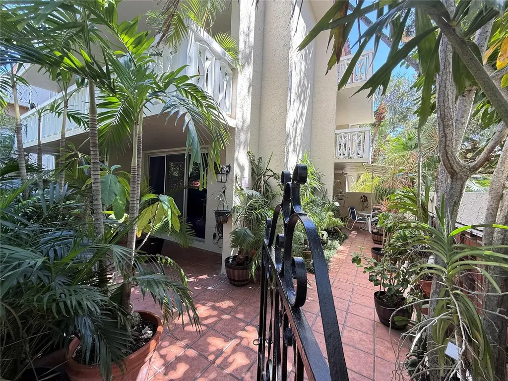 1012 Pearce Drive Clearwater FL 33764