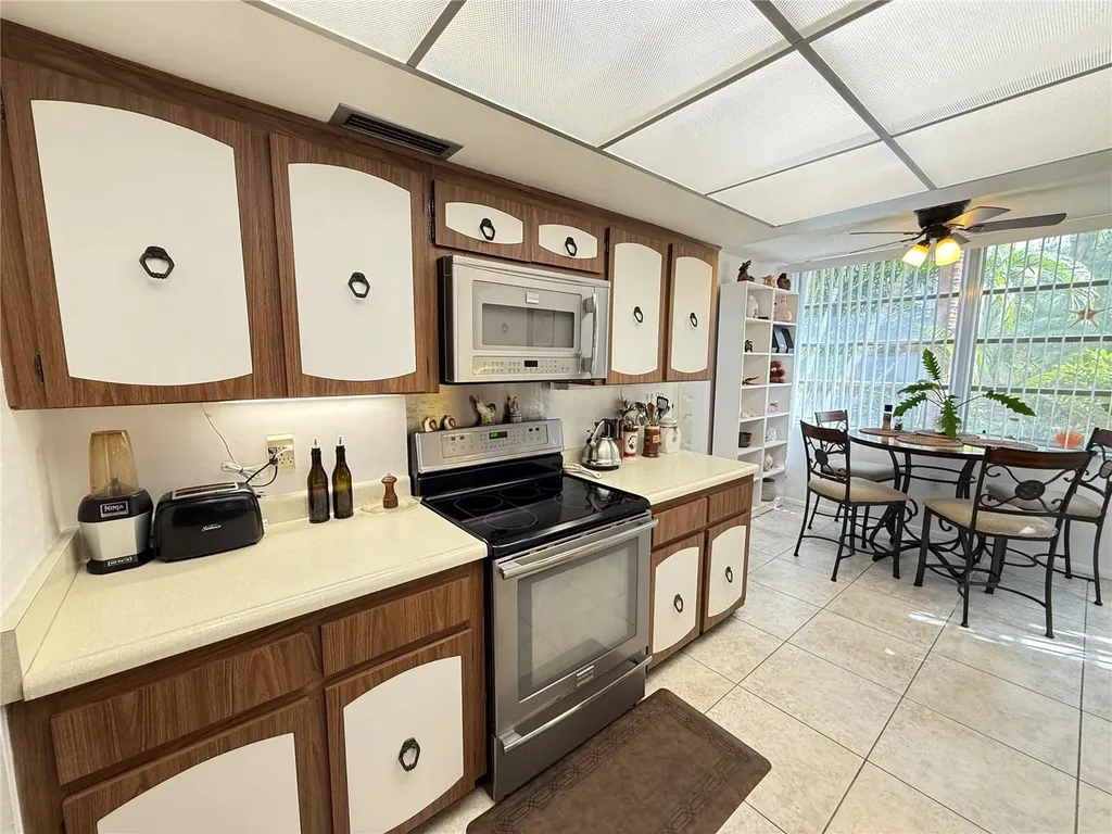 1012 Pearce Drive Clearwater FL 33764