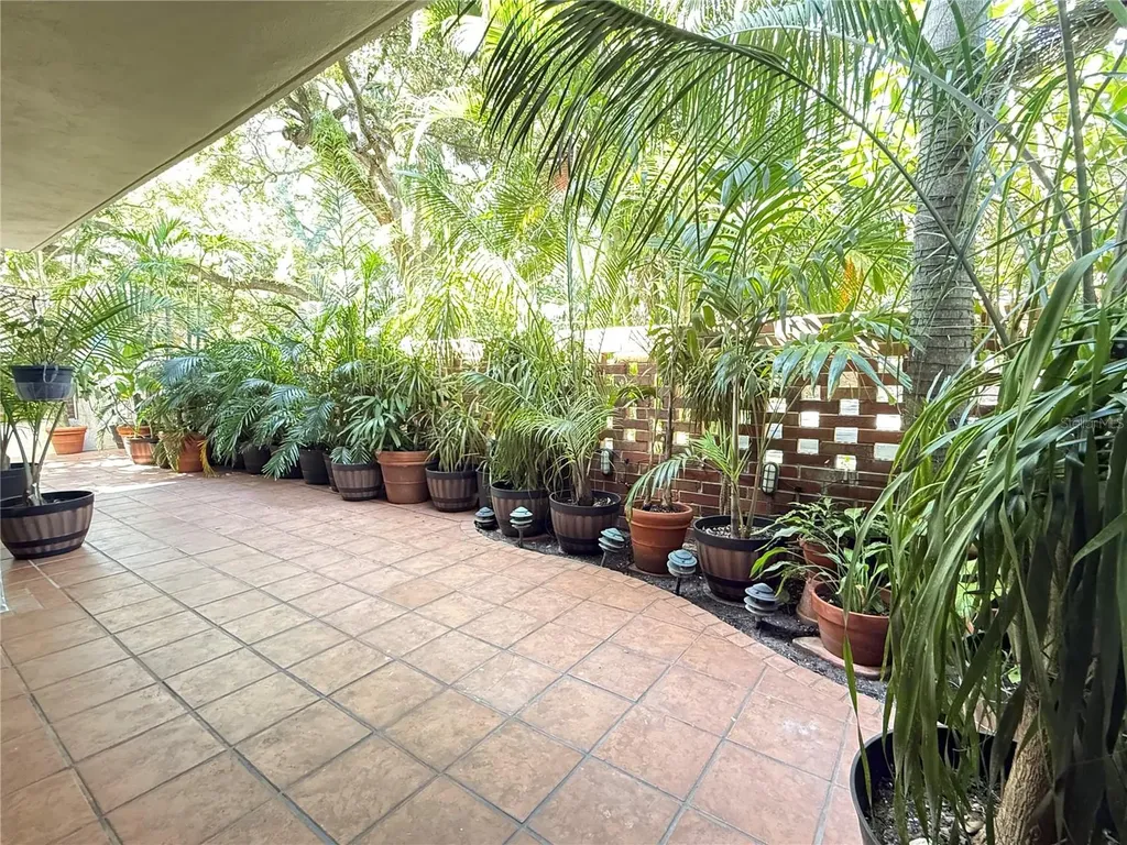 1012 Pearce Drive Clearwater FL 33764