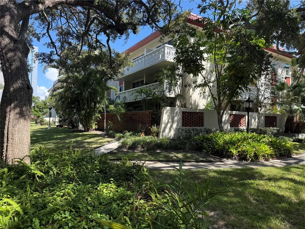 1012 Pearce Drive Clearwater FL 33764