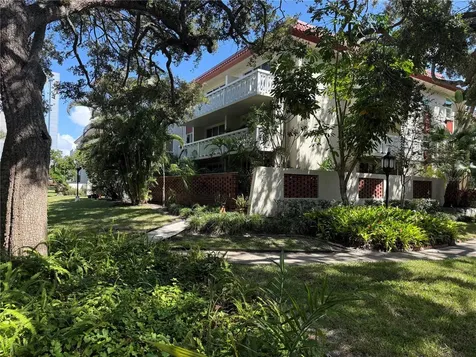 1012 Pearce Drive Clearwater FL 33764