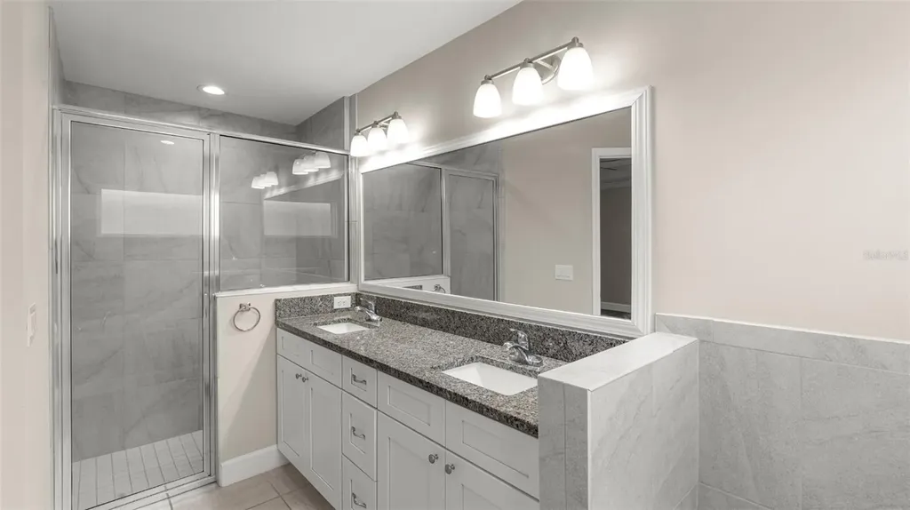 25093 SW 11th Court Newberry FL 32669