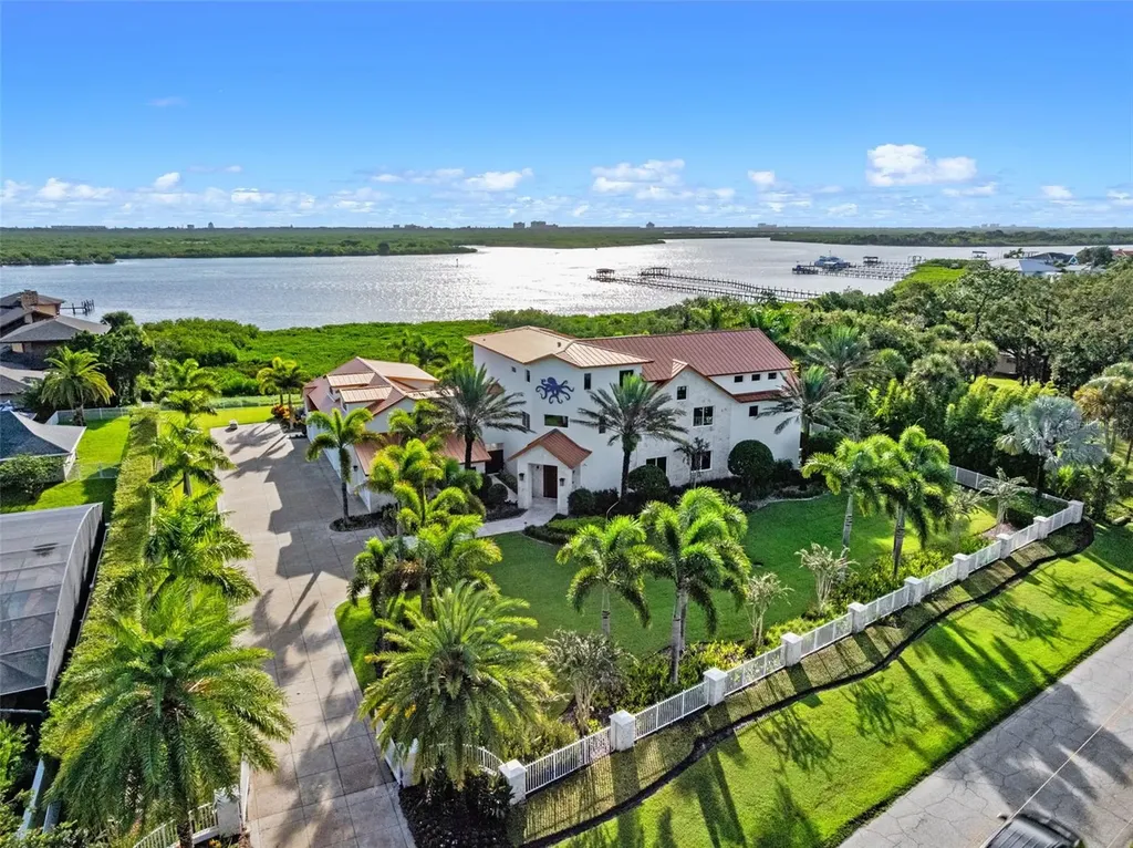 1511 S Riverside Drive New Smyrna Beach FL 32168