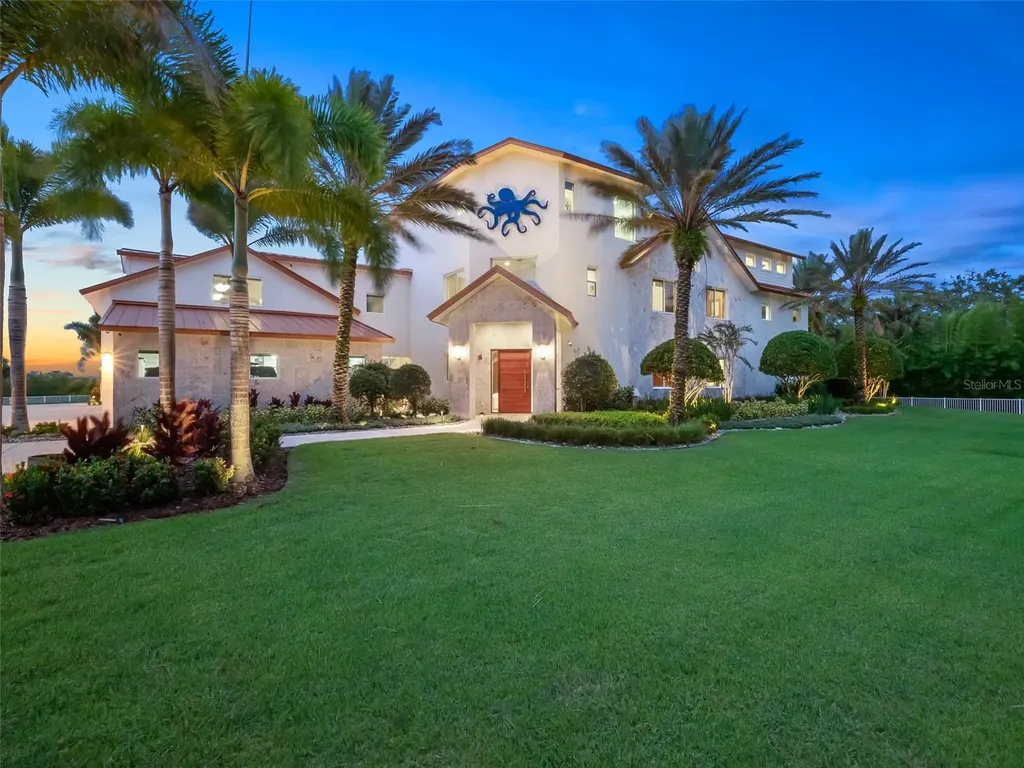 1511 S Riverside Drive New Smyrna Beach FL 32168