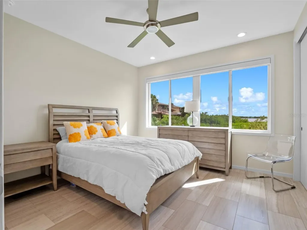 1511 S Riverside Drive New Smyrna Beach FL 32168
