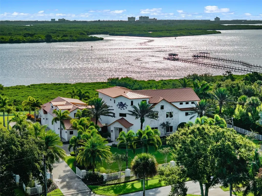 1511 S Riverside Drive New Smyrna Beach FL 32168