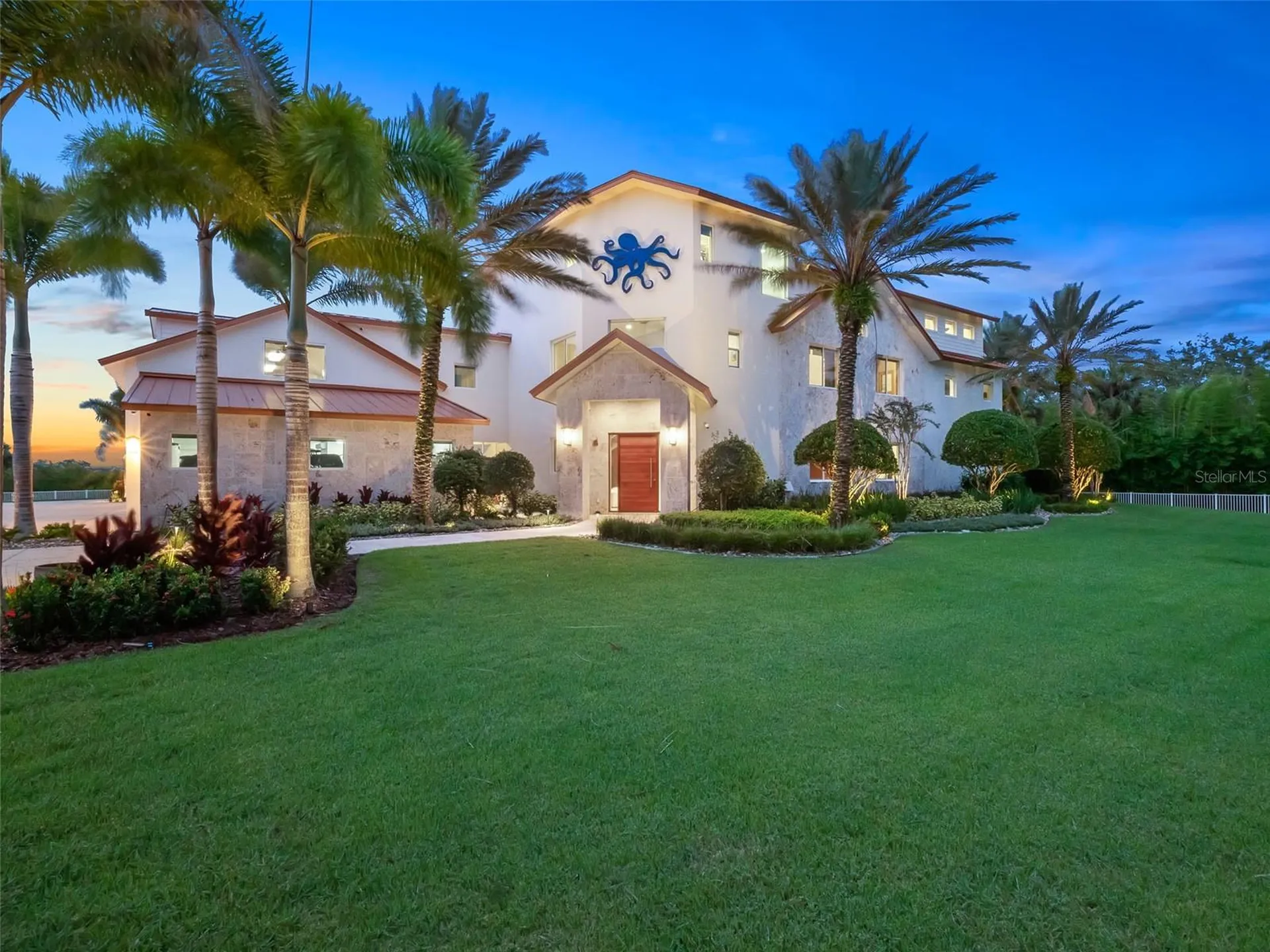 1511 S Riverside Drive New Smyrna Beach FL 32168