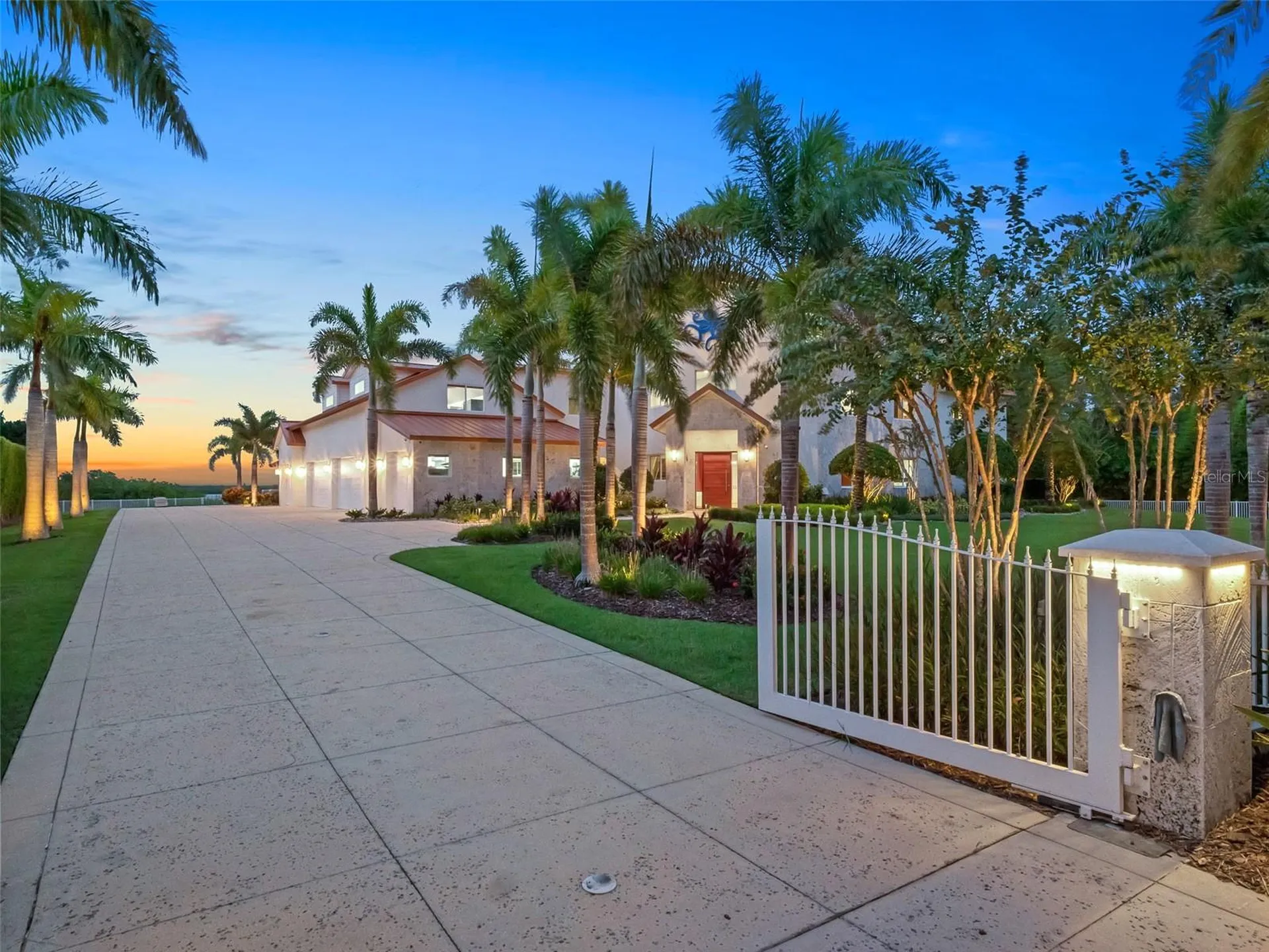 1511 S Riverside Drive New Smyrna Beach FL 32168