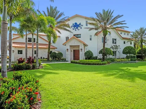 1511 S Riverside Drive New Smyrna Beach FL 32168